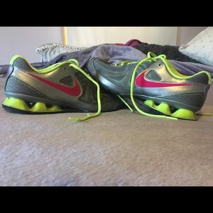 Nike Reax running sneakers